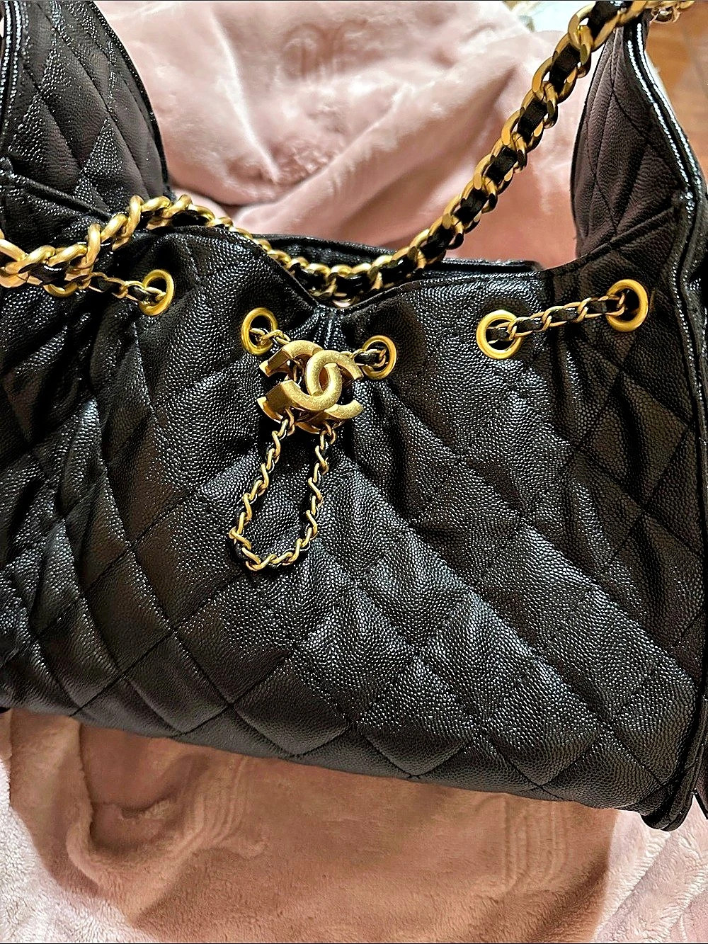 Drawstring Bucket Bag Black